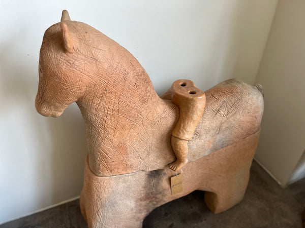 BRW- Escultura “Caballo”