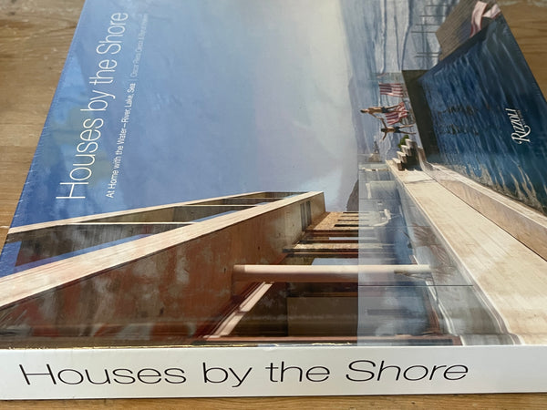 HWD- Libro “Houses By the shore”