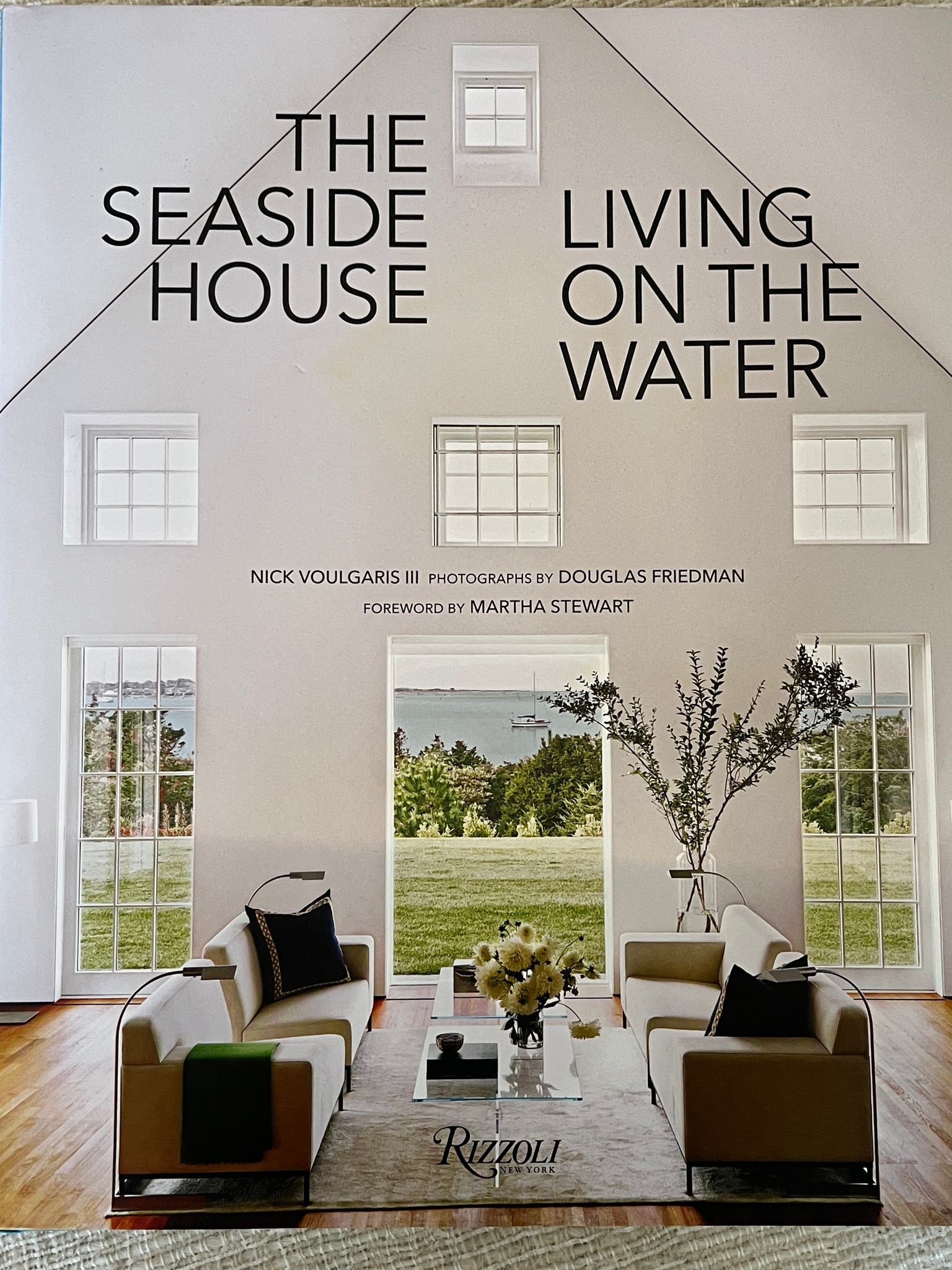 HWD- Libro “The seaside house: living on the water”